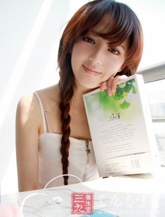 點擊將在新窗口查看全圖 中醫(yī)養(yǎng)生 巧用艾灸預防經(jīng)常感冒